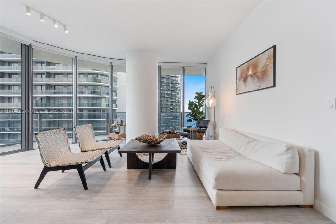 45 SW 9th St 4301, Miami, Floride 33130, États-Unis