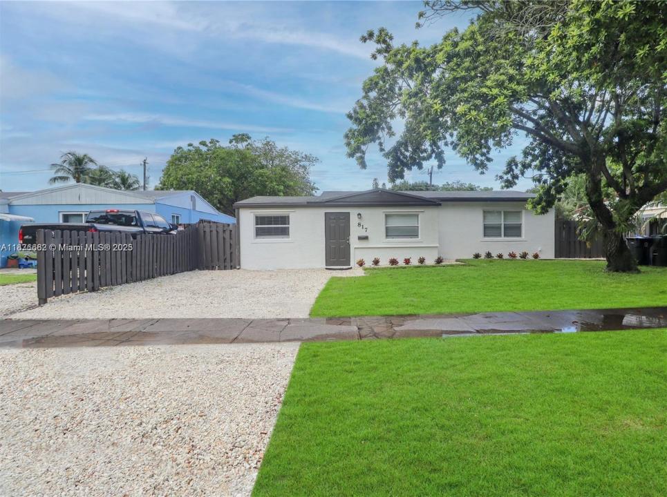 817 SW 20th St, Fort Lauderdale, פלורידה 33315, ארצות הברית של אמריקה 