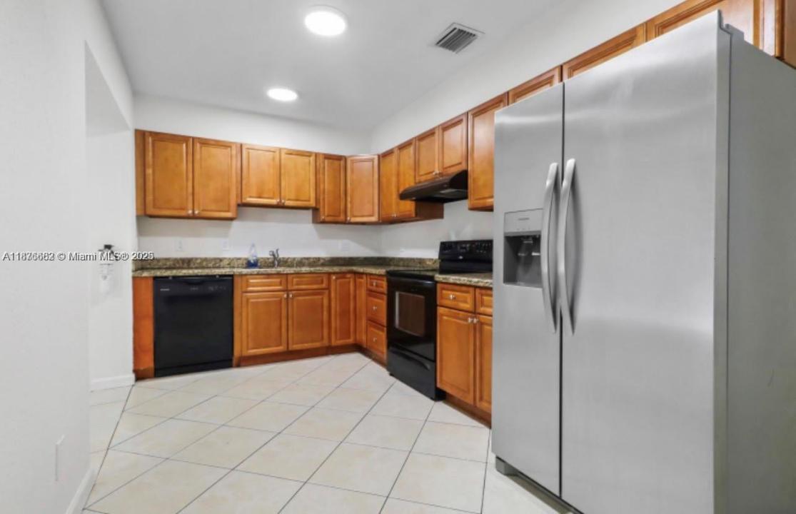 817 SW 20th St, Fort Lauderdale, פלורידה 33315, ארצות הברית של אמריקה 
