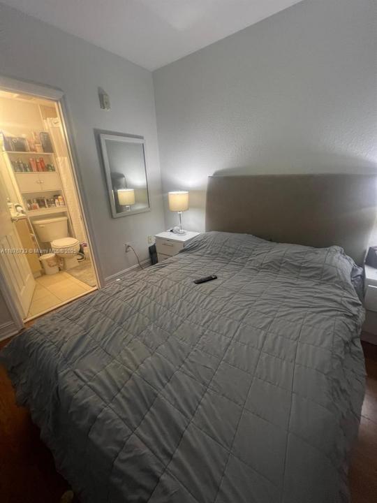 7995 NW 8th St 103, Miami, フロリダ 33126, アメリカ合衆国