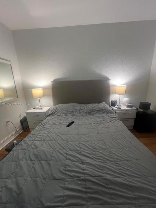 7995 NW 8th St 103, Miami, フロリダ 33126, アメリカ合衆国