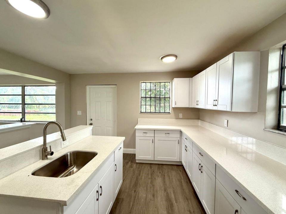 2920 NW 179th St, Miami Gardens, Floride 33056, États-Unis