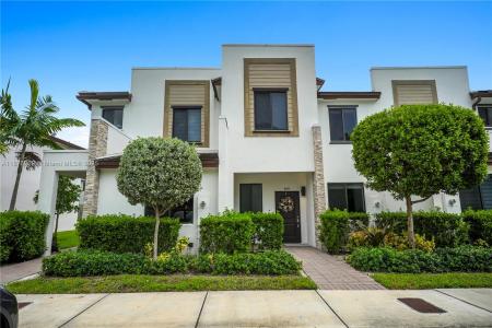 909 NE 211th St, Miami, Florida 33179, USA