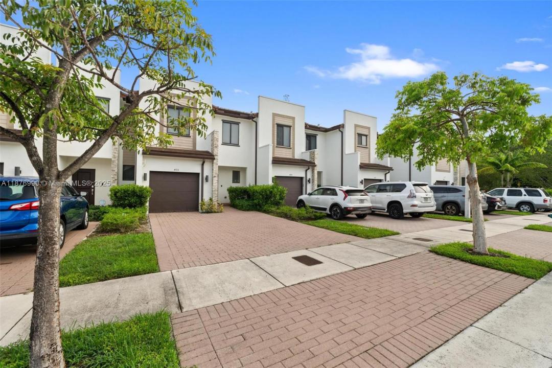 403 NE 212th St, Miami, フロリダ 33179, アメリカ合衆国