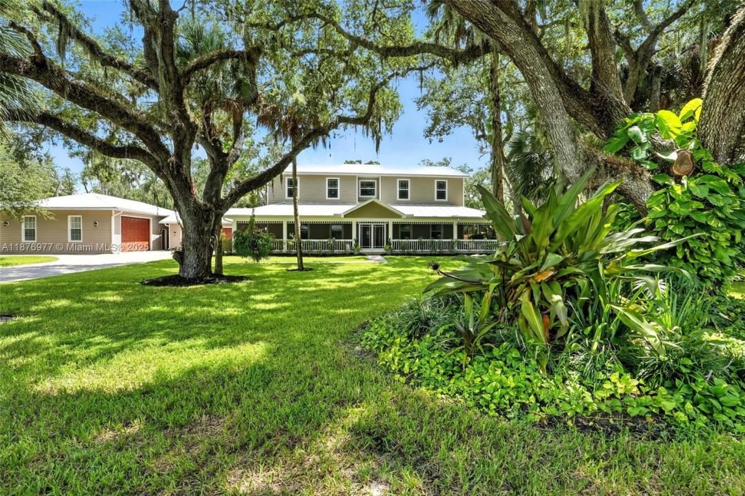 16461 Oakview CIR, Other City - In The State Of Florida, Florida 33920, Estados Unidos