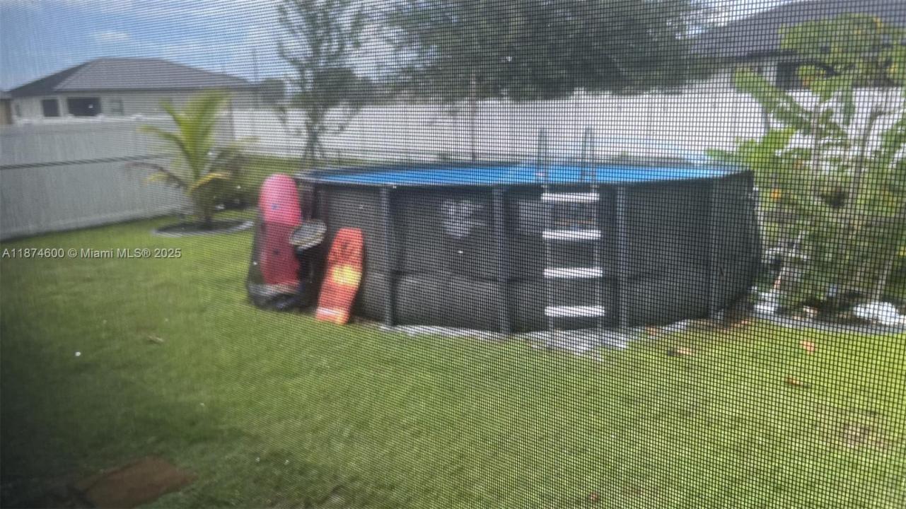 2829 NW 7 TERRACE, Cape Coral, Floryda 33993, USA