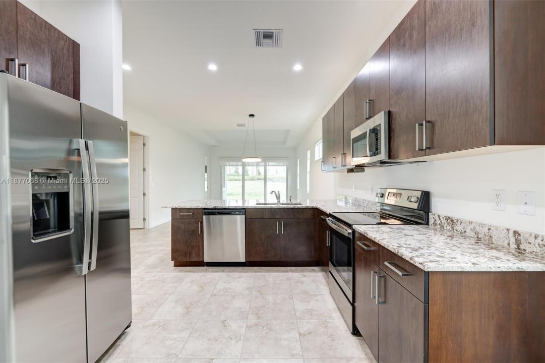 9189 SW Pepoli Way, Port St. Lucie, Florida 34987