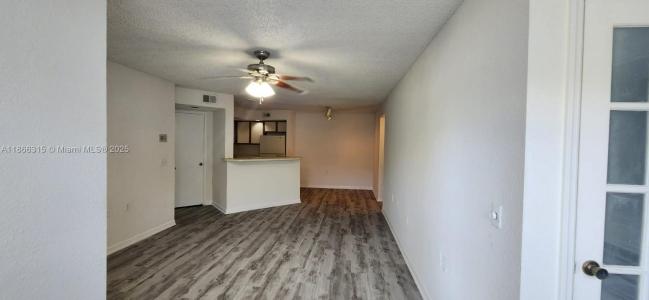 1401 Village Blvd 1614, West Palm Beach, Florida 33409, USA