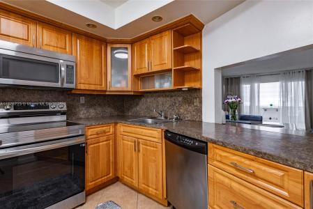 1750 NE 191st St 708-2, Miami, Florida 33179, USA