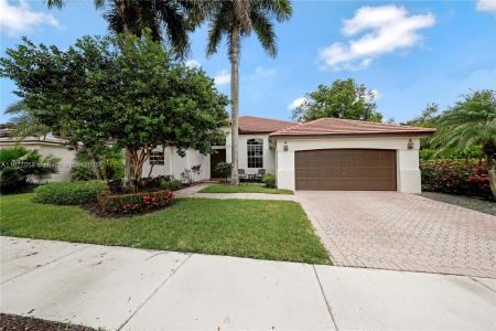 2527 Jardin Dr, Weston, Florida 33327, USA