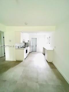 780 NE 122nd St 4, North Miami, Флорида 33161, Соединенные Штаты
