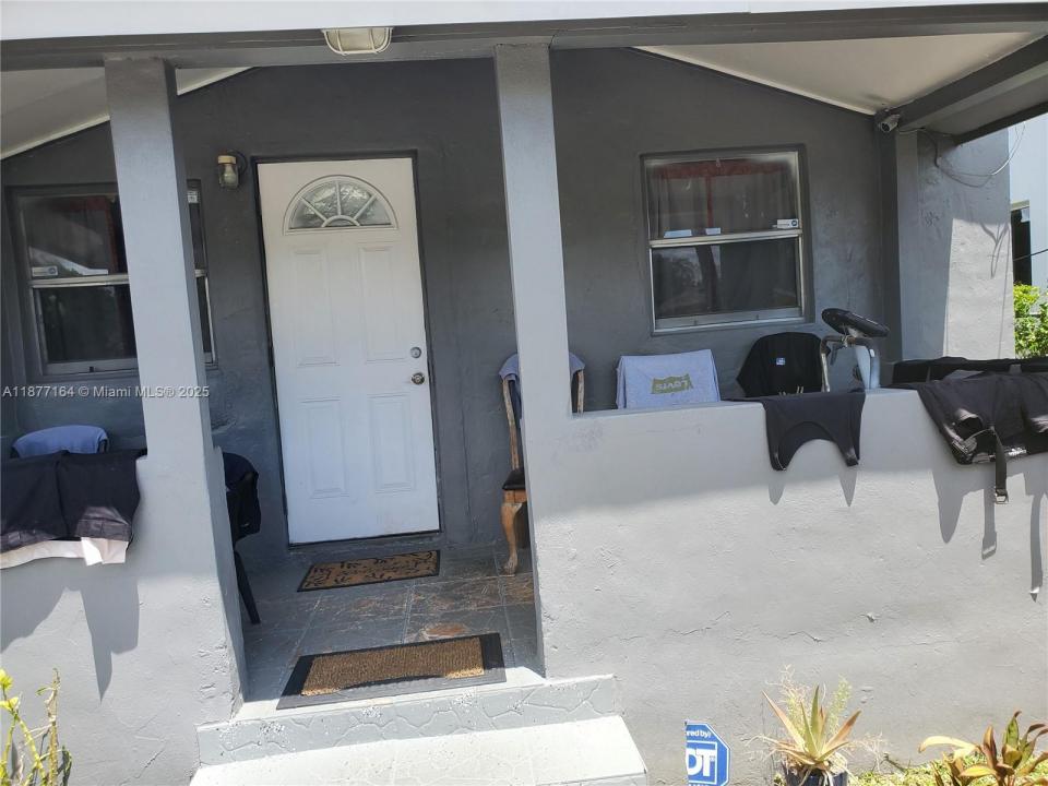 1615 NW 65th St, Miami, Florida 33147, Estados Unidos