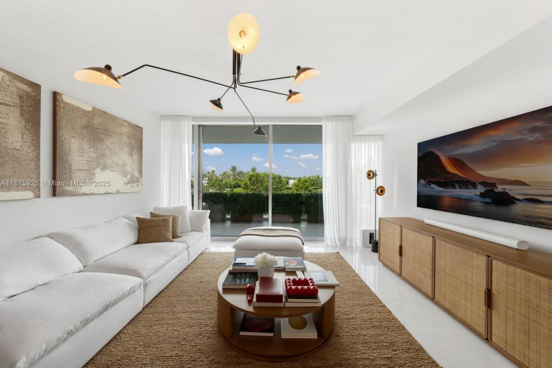 10203 Collins Ave 204, Bal Harbour, Florida 33154, Estados Unidos