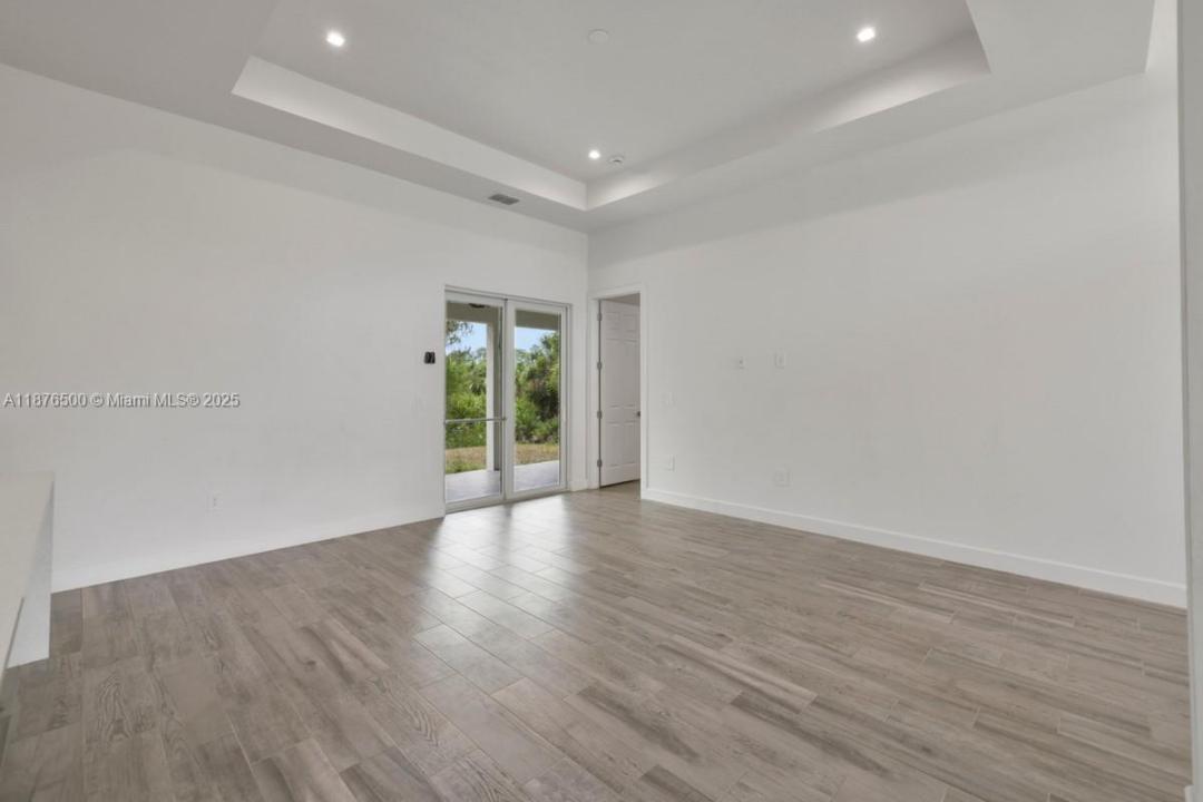 409 Columbus BLVD, Lehigh Acres, Florida 33974, Estados Unidos