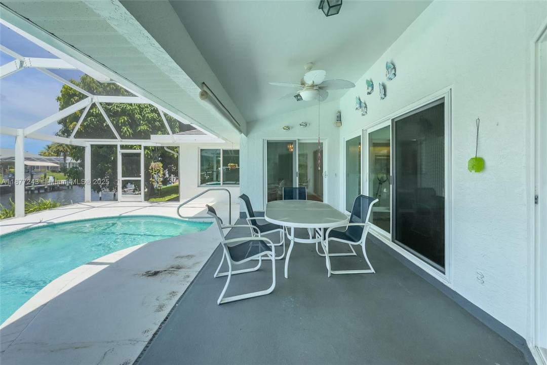 3902 SE 13th Ave, Cape Coral, Florida 33904, Estados Unidos