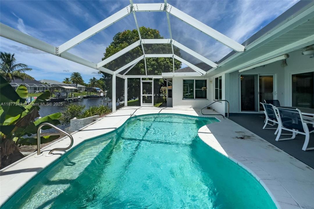 3902 SE 13th Ave, Cape Coral, Florida 33904, Estados Unidos
