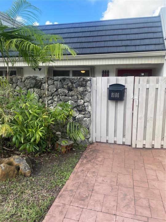 8108 SW 81st Pl, Miami, פלורידה 33143, ארצות הברית של אמריקה 