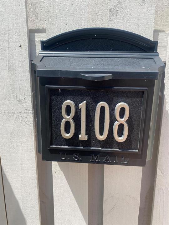 8108 SW 81st Pl, Miami, פלורידה 33143, ארצות הברית של אמריקה 