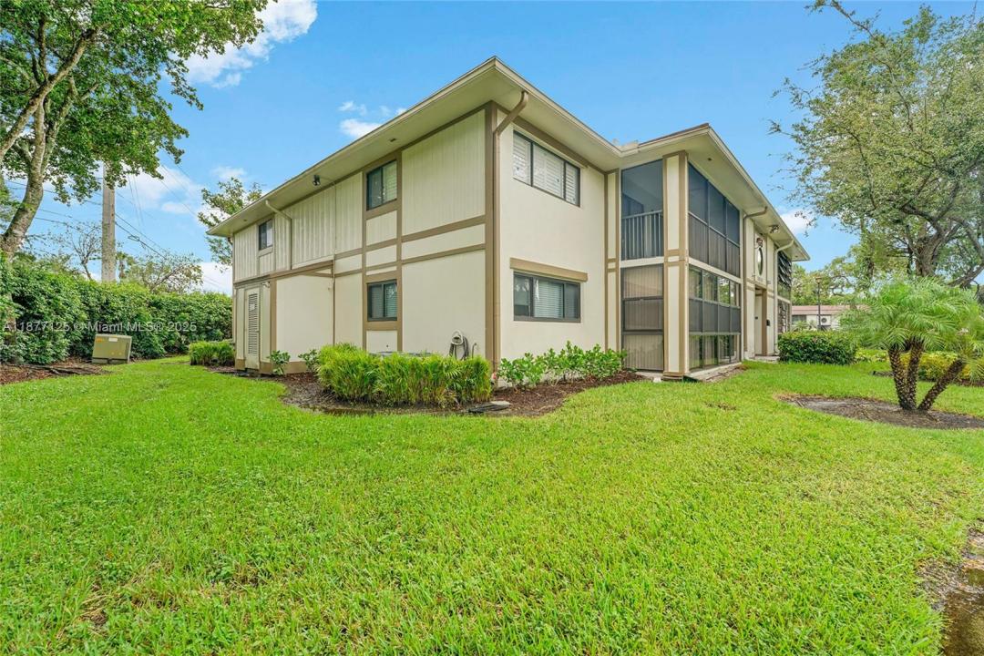 10401 E Clairmont Cir 109, Tamarac, Florida 33321
