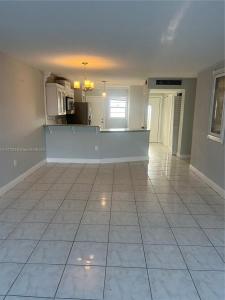 1780 NE 191st St 410-2, Miami, Florida 33179, USA