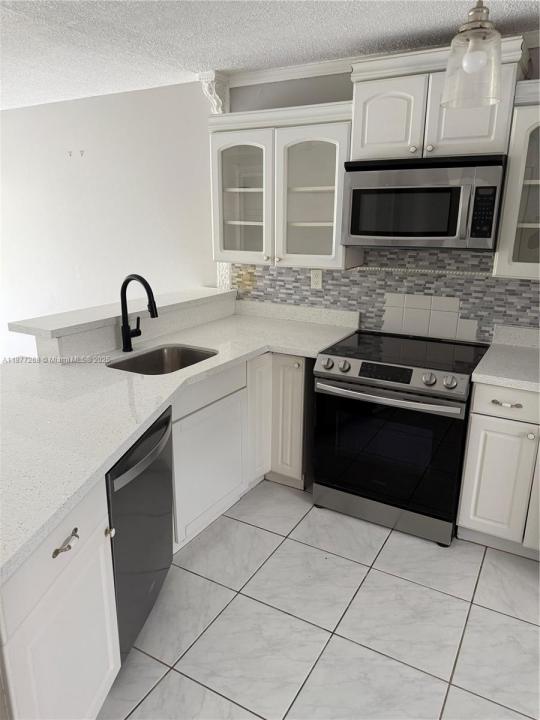 1780 NE 191st St 410-2, Miami, Florida 33179