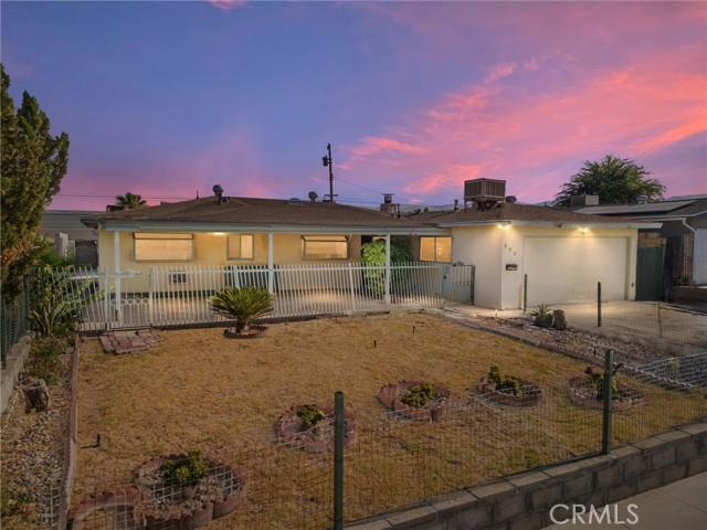 Suzanne Lane, Taft, Califórnia 93268, Estados Unidos