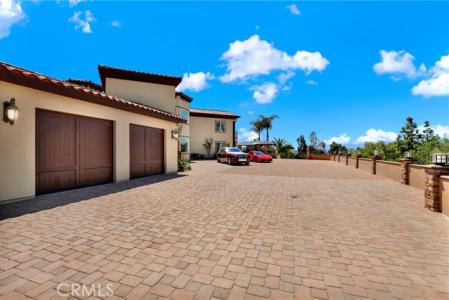 Brandon Court, Riverside, カリフォルニア 92506, アメリカ合衆国