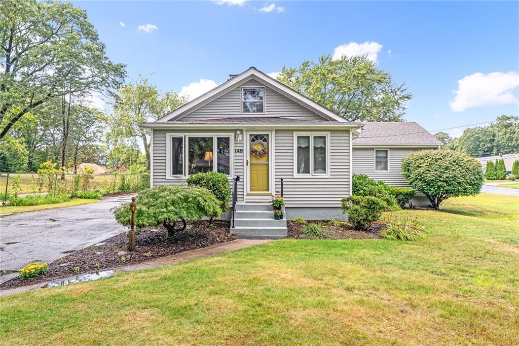 145 Spooner Avenue, Warwick, Rhode Island 02886, USA