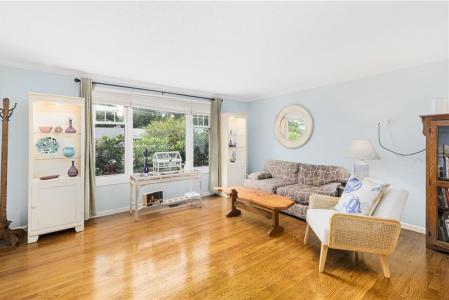 18 Hanley Farm Road, Warren, Rhode Island 02885