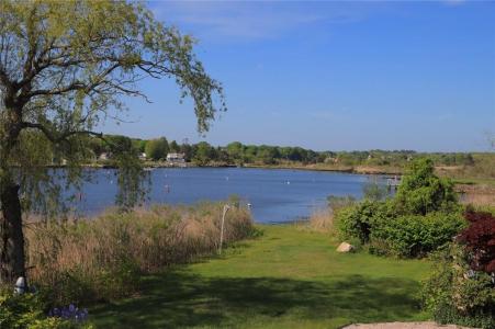 9 Pasadena Avenue, Westerly, Rhode Island 02891