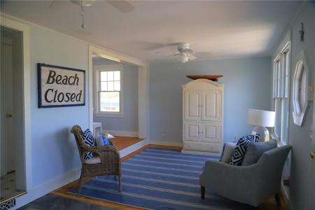 9 Pasadena Avenue, Westerly, Rhode Island 02891