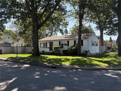 100 Elberta Street, Warwick, RI 02889, USA
