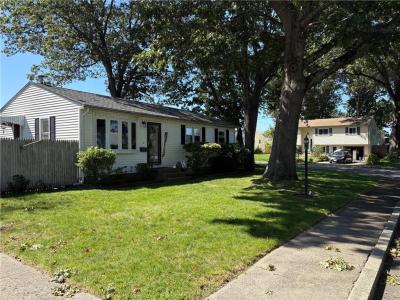 100 Elberta Street, Warwick, Rhode Island 02889, États-Unis