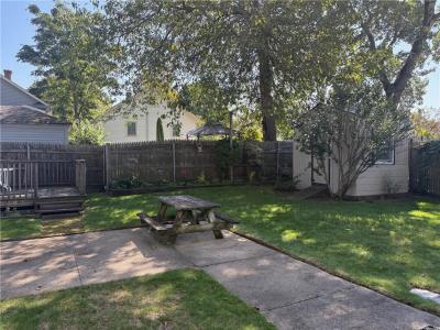 100 Elberta Street, Warwick, Rhode Island 02889, États-Unis
