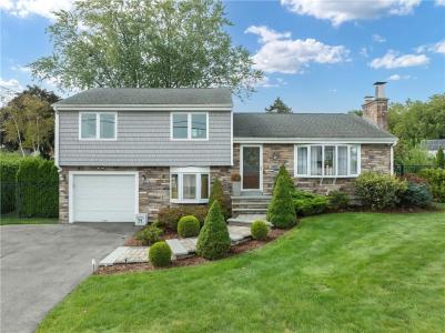 89 Plymouth Road, East Providence, RI 02914, USA