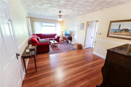 178 Lippitt Avenue, Cranston, Rhode Island 02921, États-Unis