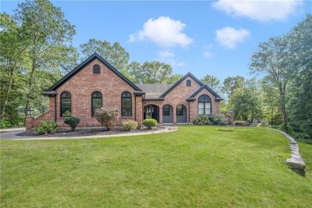 291 Old Oxford Road, North Smithfield, RI 02896, USA