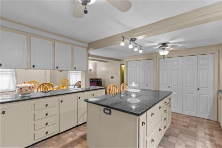 103 Clews Street, Pawtucket, Rhode Island 02861, USA