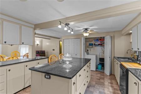 103 Clews Street, Pawtucket, Rhode Island 02861, USA