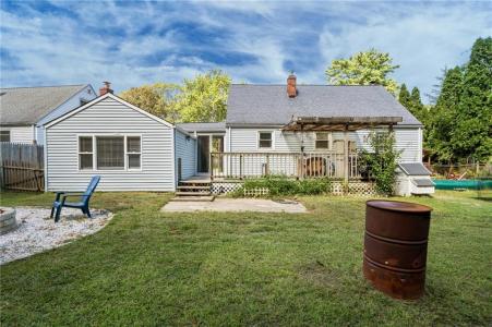 132 King Phillip Drive, North Kingstown, Rhode Island 02852, HOA KỲ