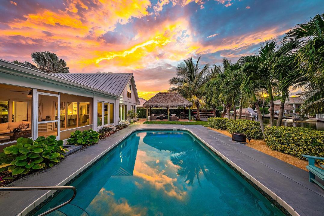 19 Leeward Circle, Tequesta, Florida 33469