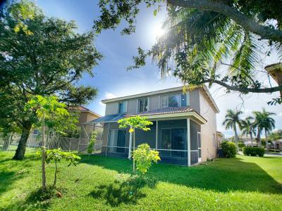 5152 Woodfield Way, Coconut Creek, Florida 33073