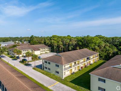1803 S Parrott Avenue E103, Parrott's Landing, Okeechobee, Florida 34974