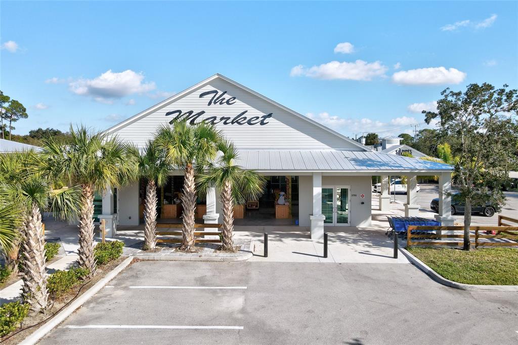 3700 9th St SW, Vero Beach, Florida 32968