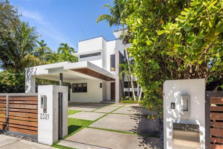 2321 Trapp Ave, Coconut Grove, Florida 33133, USA