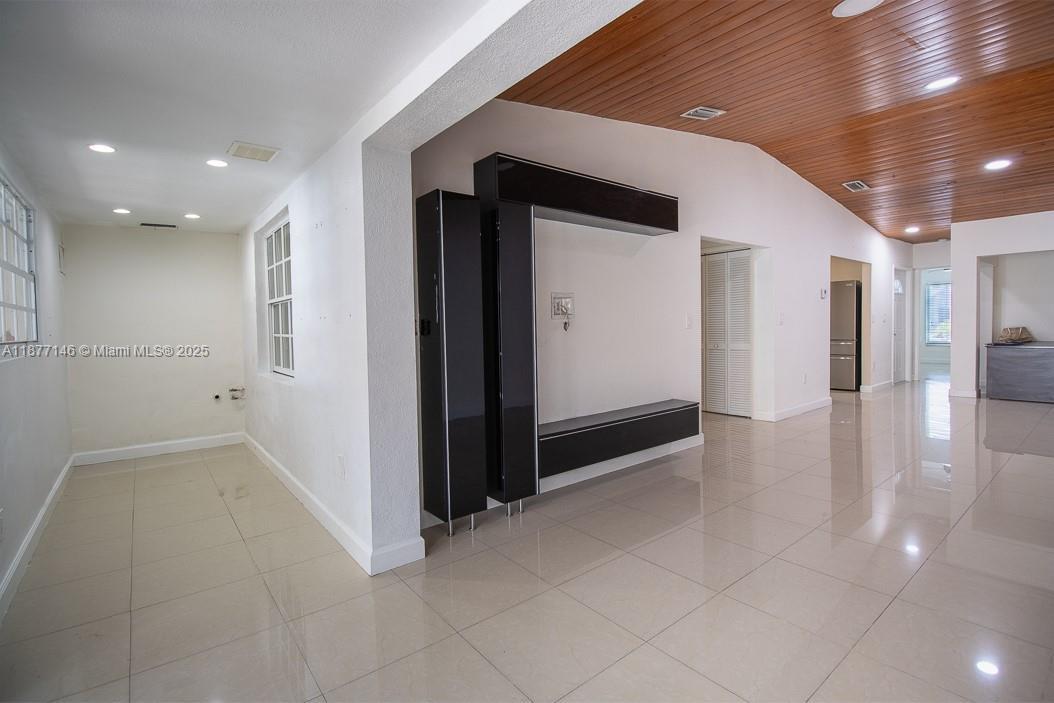 11425 NW 4th Ter 11425, Sweetwater, Florida 33172