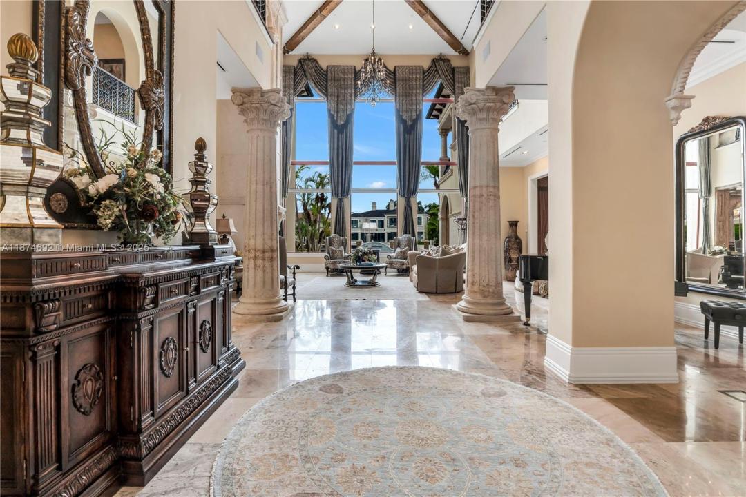 700 Osprey Point Cir, Boca Raton, Florida 33431