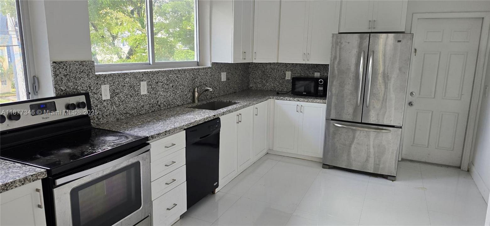 3915 Ponce De Leon Blvd L2, Coral Gables, Florida 33134, HOA KỲ
