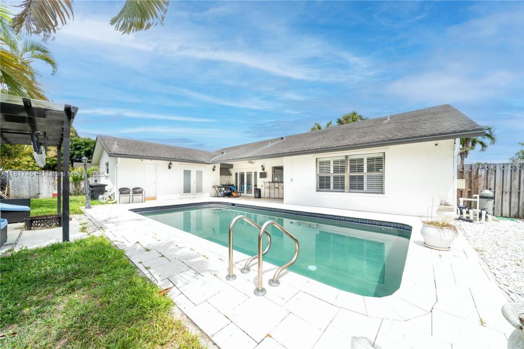 7354 NW 49th Ct, Lauderhill, 플로리다 33319, 미국