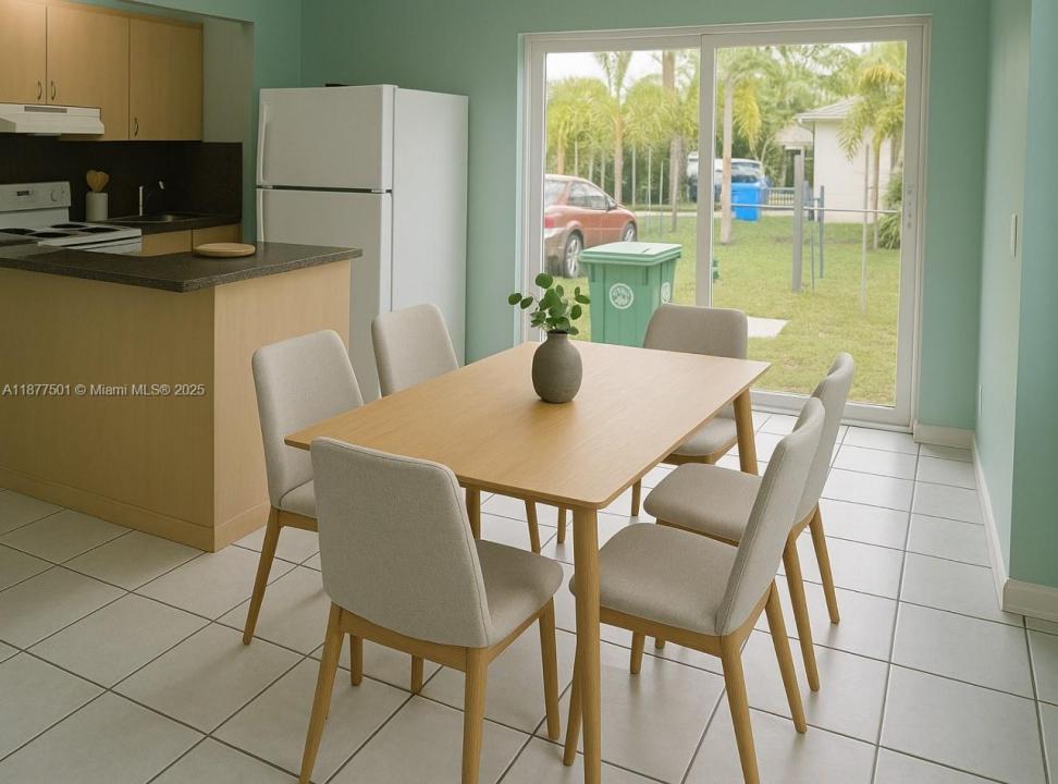 2755 NW 11th St B, Miami, 佛罗里达州 33125, 美国